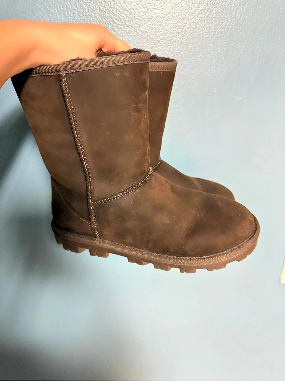 UGG Classic Short II Brown Winter Boots